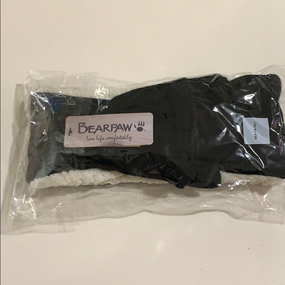 Bearpaw Combo pop-top Glove and Headband set